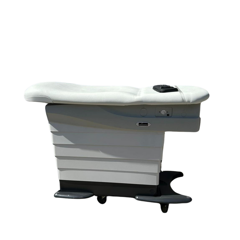 Midmark 626 Barrier Free Examination Chair IQ Scale Wireless Hand/Foot Control NEW, OPEN BOX