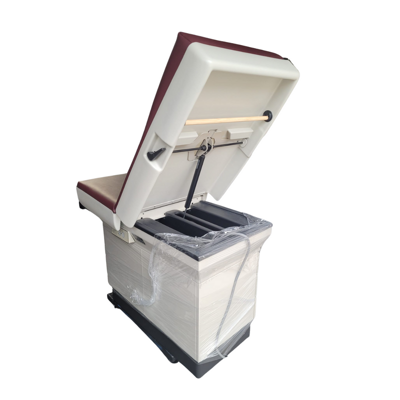 Midmark 404 Midmark 404 Exam Table - Fully Refurbished w/ Stirrups