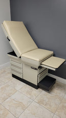 Midmark 404 Exam Table - Fully Refurbished w/ Stirrups